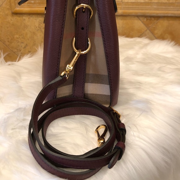 💥NWT BURBERRY CAMBERLEY CONVERTIBLE TOP HANDLE - Picture 6 of 8
